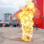 10-16 Mayıs Engelliler Haftası nedeniyle Sivas Belediyesi İtfaiye Müdürlüğü tarafından engeli bireylere yönelik yangın eğitimi verilerek tatbikat yapıldı