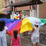 Üsküdar Belediye Başkanı Sinem Dedetaş “Gezgin Oyun Parkı” etkinliklerinin ilkini Çengelköy Huzurtepe Sokak’ta başlattı