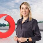 Vodafone, müşteri ve çalışan memnuniyetini artırmak için üretken yapay zekâ kullanıyor