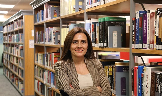 Ergenlerde ekran süresi 9 saati buluyor!