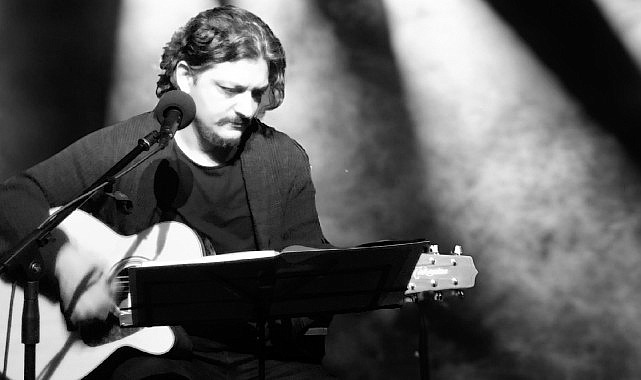 Emre Çakmakoğlu’ndan yeni tekli: Tam da Yeri